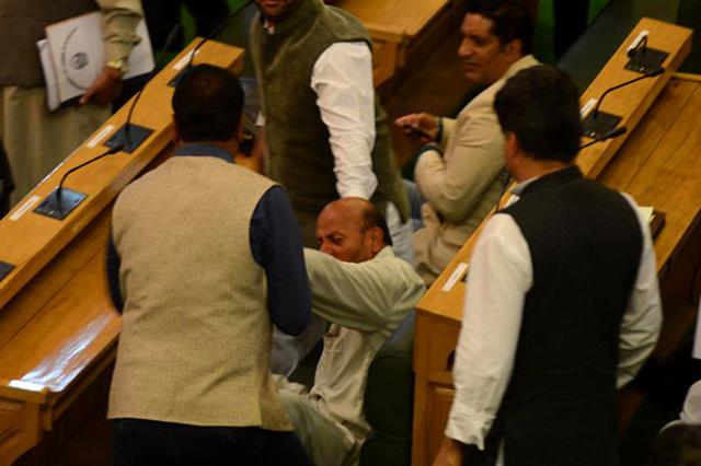 LA turns fighting ground as BJP MLAs thrash Er Rashid